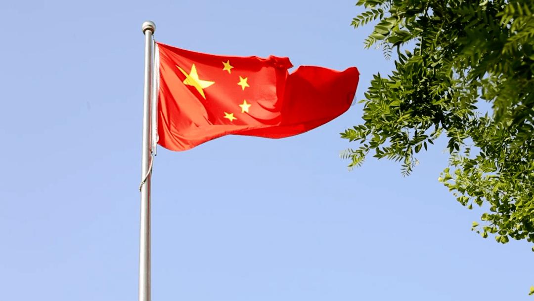 檀香和沉香哪个更适合女生戴？一百零八颗的。谢谢啦游戏画面